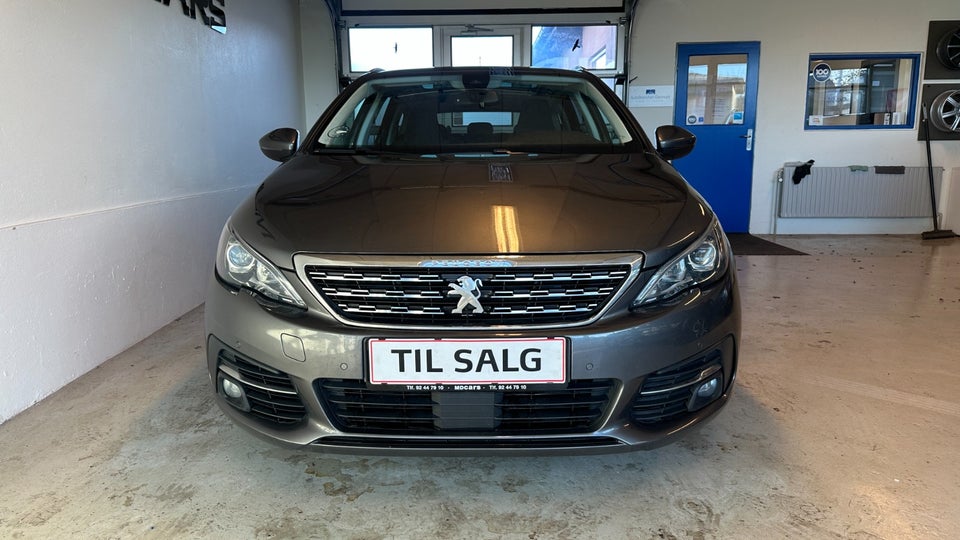 Peugeot 308 1,5 BlueHDi 130 Selection Sky SW 5d