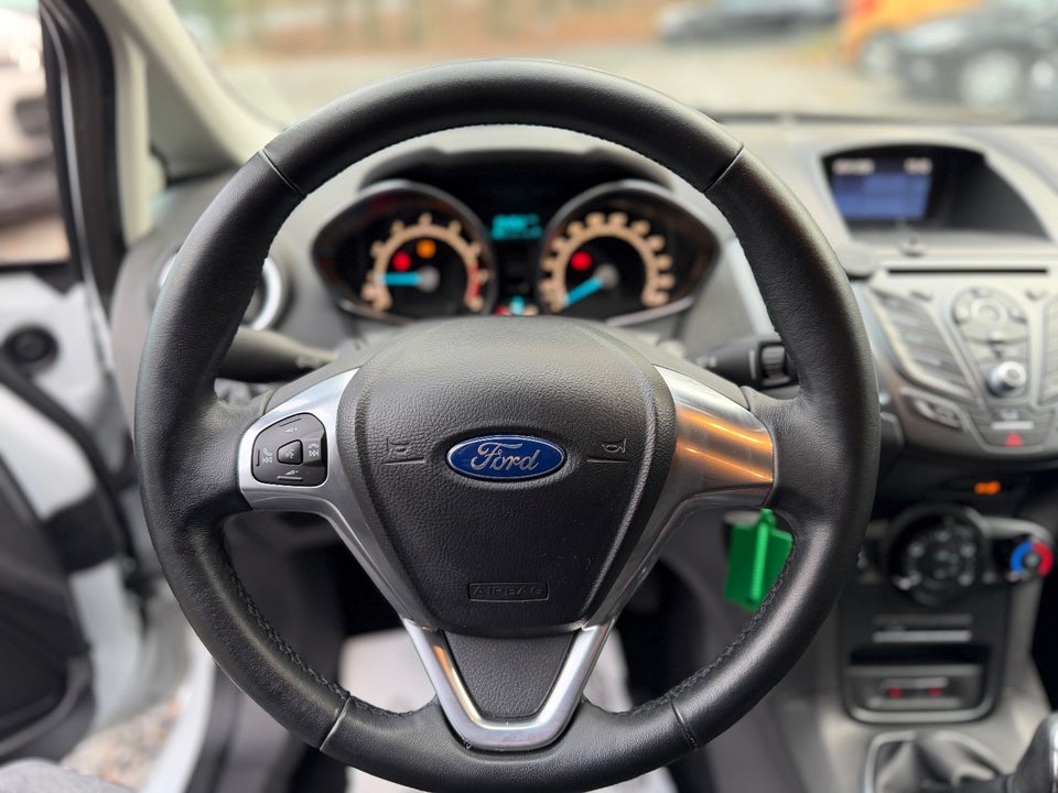 Ford Fiesta 1,0 65 Titanium 5d