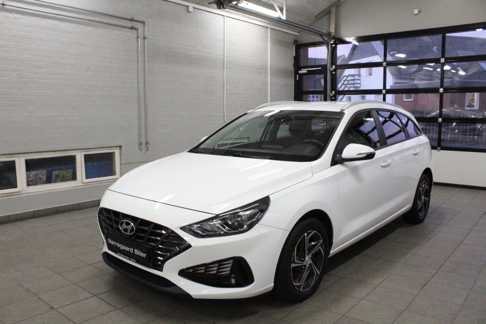 Hyundai i30 1,0 T-GDi Essential stc. 5d