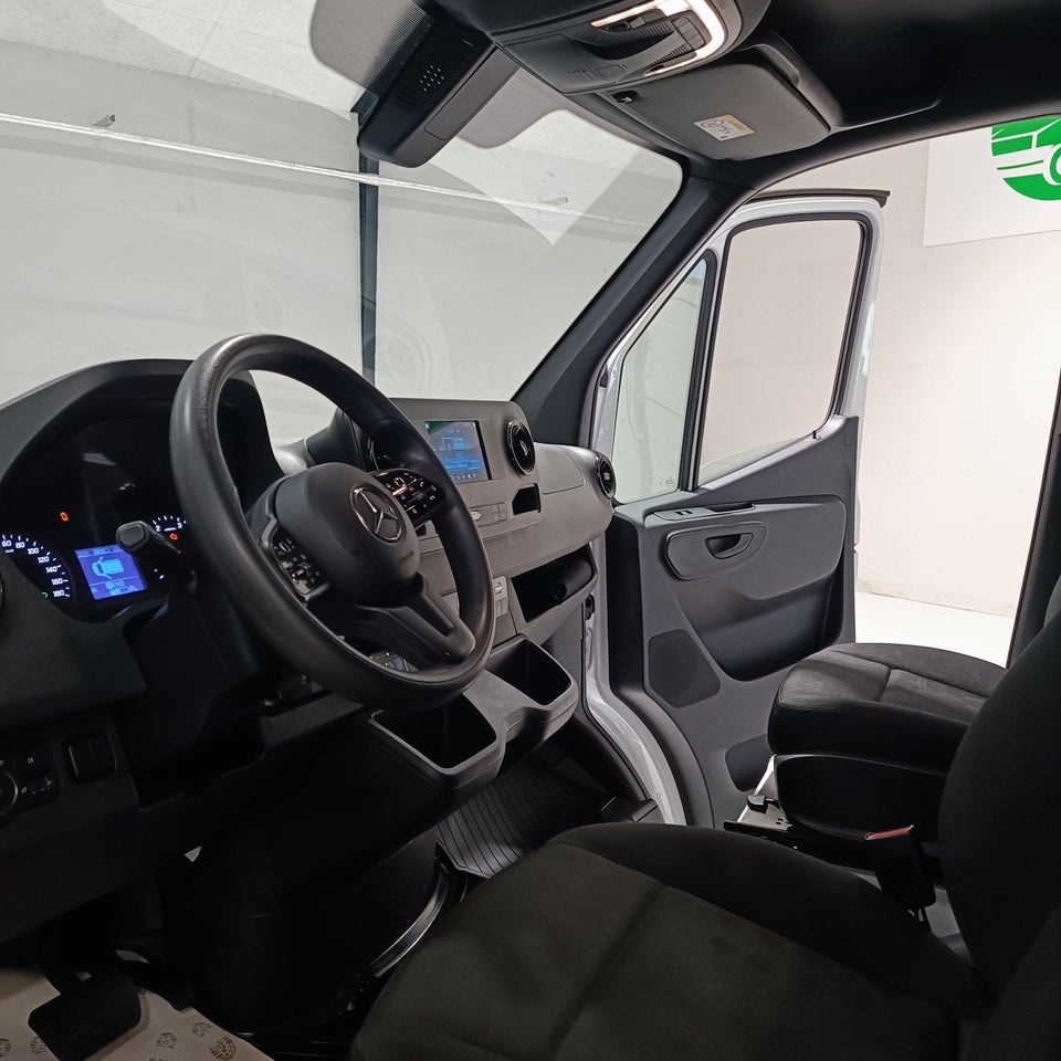 Mercedes Sprinter 317 2,0 CDi A3 Db.Kab aut. RWD 4d
