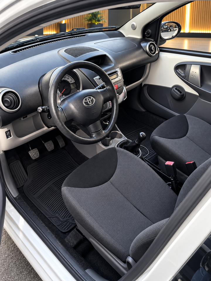 Toyota Aygo 1,0 Plus 5d