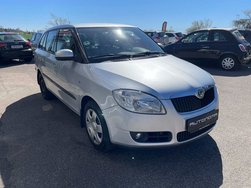 Skoda Fabia 1,4 16V Ambiente Combi 5d