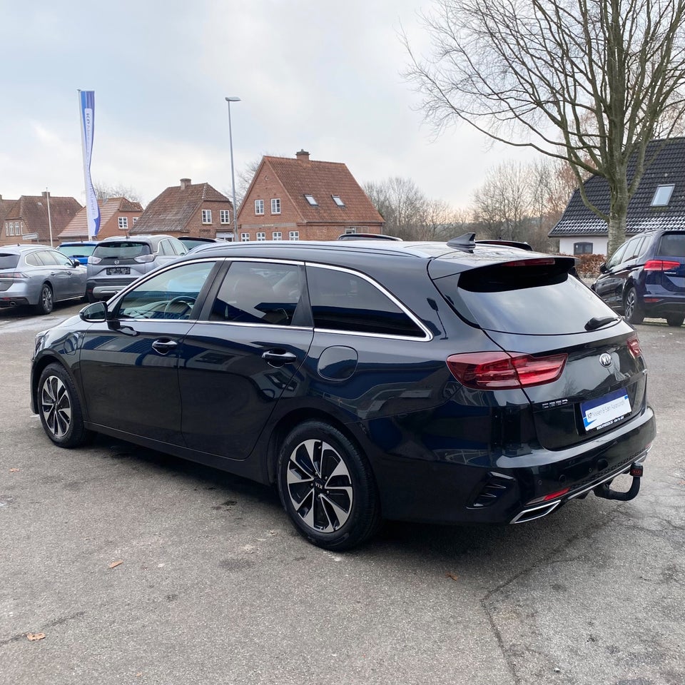 Kia Ceed 1,6 PHEV Upgrade SW DCT 5d