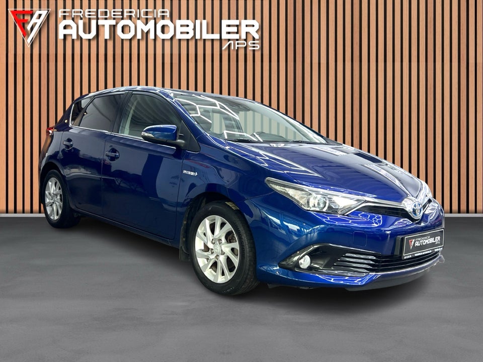 Toyota Auris 1,8 Hybrid H2 Comfort CVT 5d