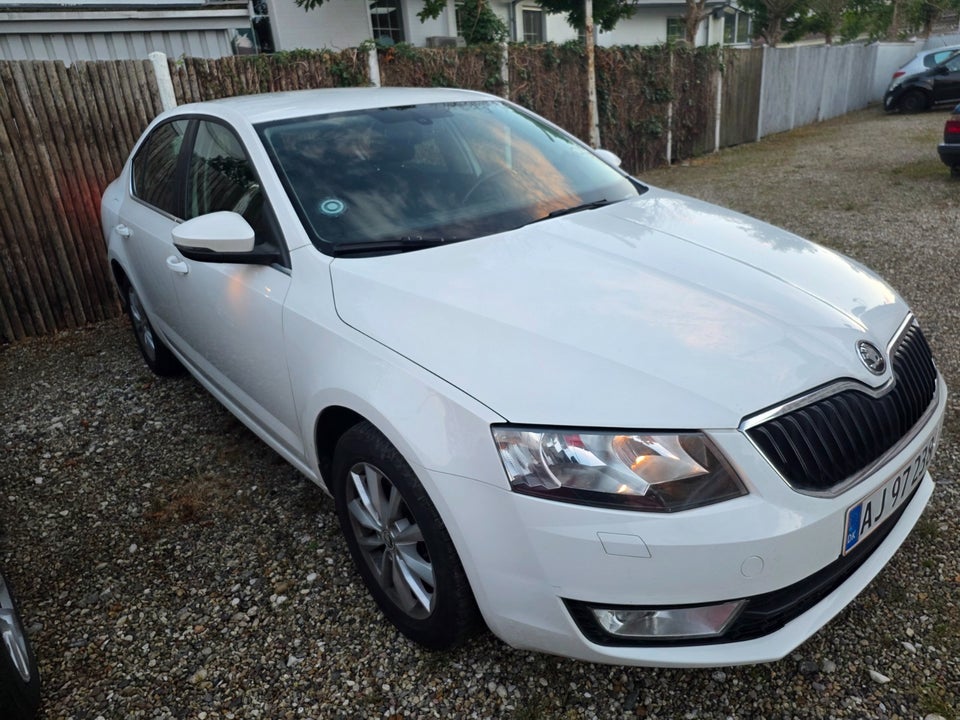 Skoda Octavia 1,8 TSi 180 Elegance DSG 5d