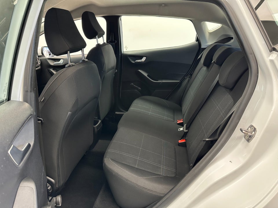 Ford Fiesta 1,5 TDCi 85 Titanium 5d