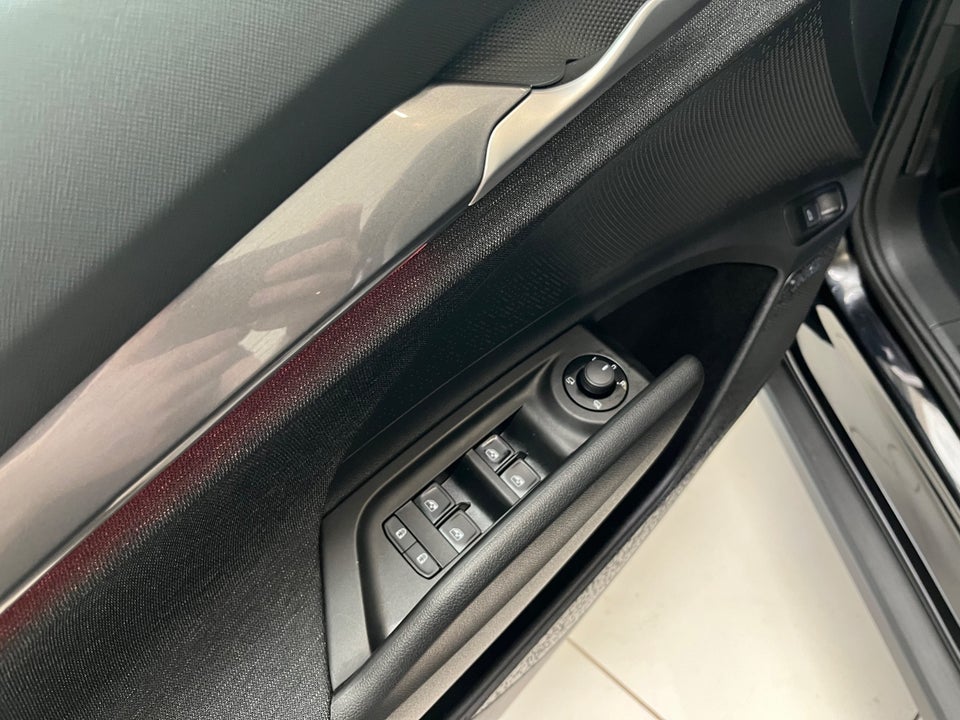 Skoda Elroq 85 iV Loft Advanced 5d