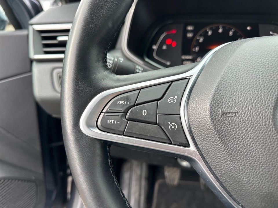 Renault Clio V 1,0 TCe 90 Intens 5d