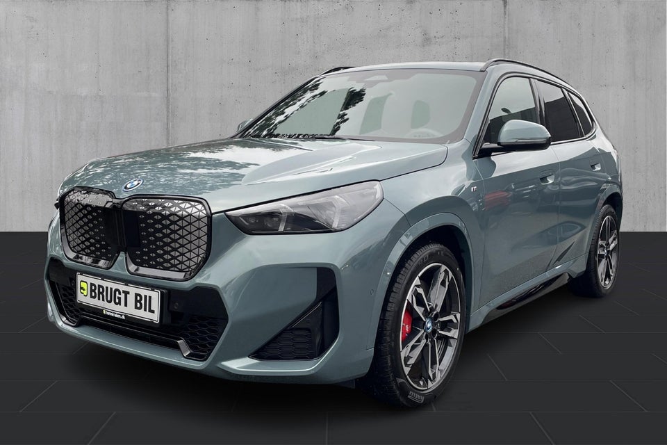 BMW iX1 eDrive20 M-Sport Pro 5d