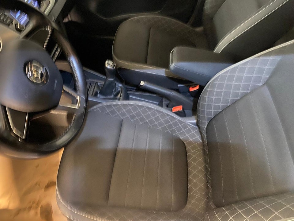 Skoda Fabia 1,0 TSi 95 Ambition Combi 5d