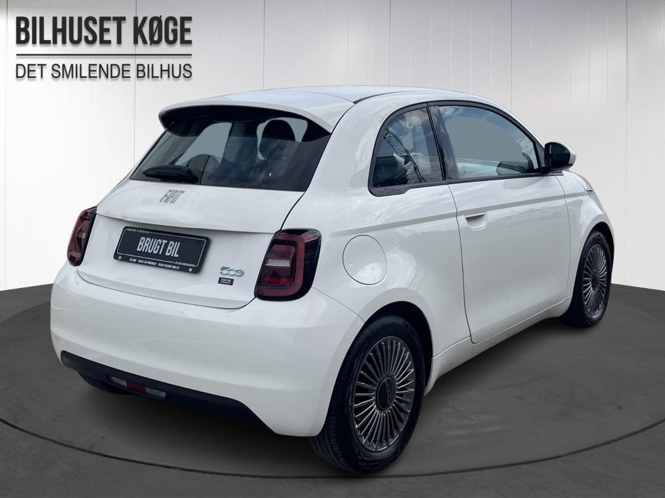 Fiat 500e 42 Icon 3d