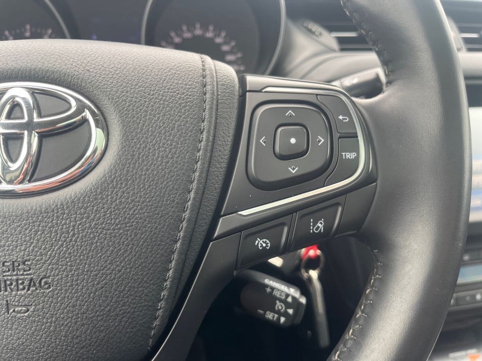 Toyota Avensis 1,8 VVT-i T2 Premium Touring Sports MDS 5d