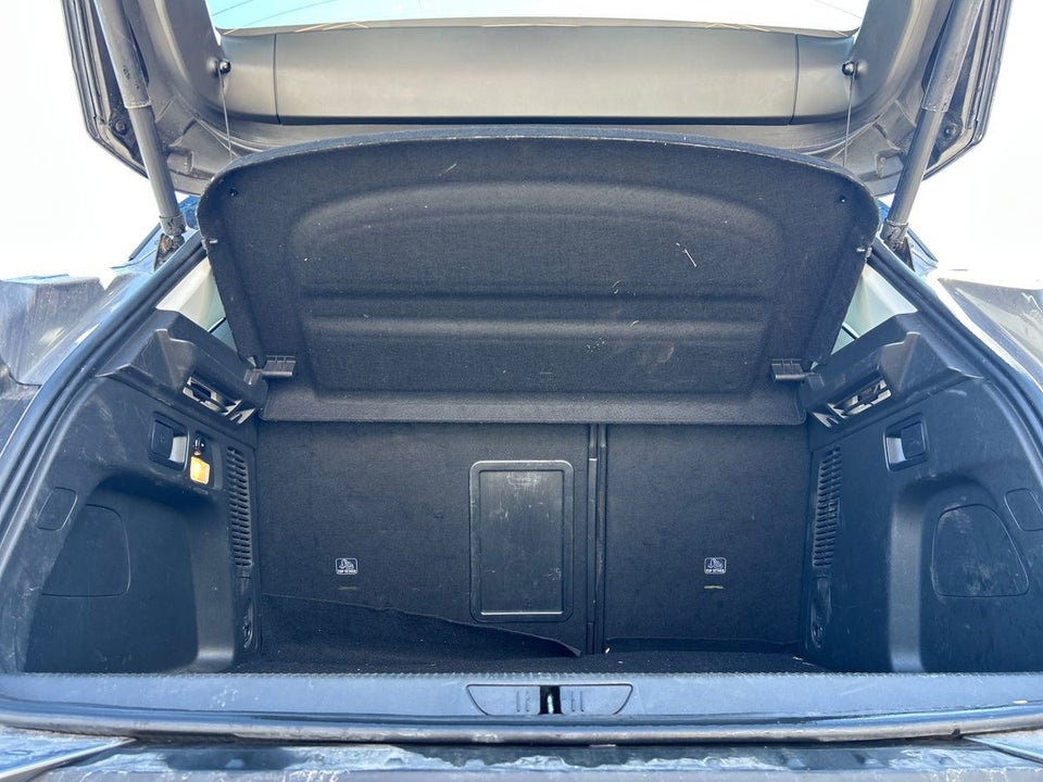 Opel Grandland X 1,6 Hybrid4 Cosmo Prestige aut. 5d