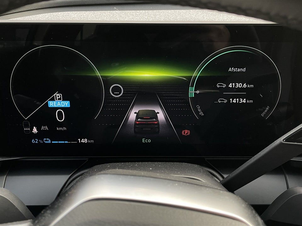 Renault Megane E-Tech 40 Equilibre 5d