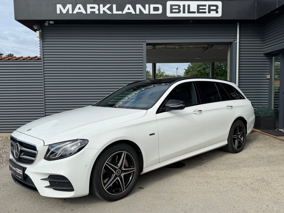 Mercedes E300 de 2,0 AMG Line stc. aut. 5d