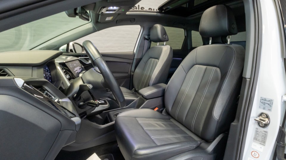 Audi Q4 e-tron 40 S-line 5d