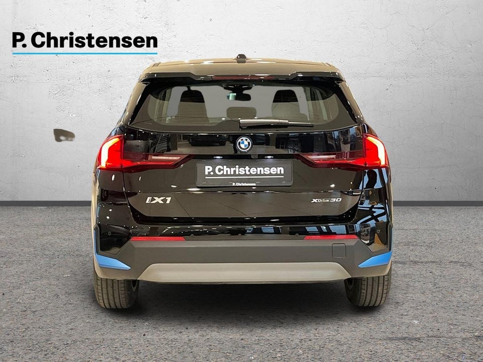 BMW iX1 xDrive30 X-Line 5d