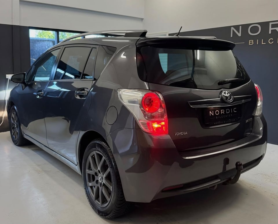 Toyota Verso 1,8 VVT-i T2 Touch 7prs 5d
