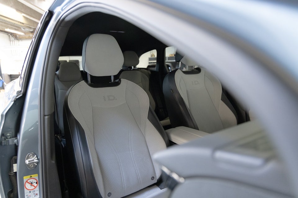 VW ID.7 77 Style+ Tourer 5d