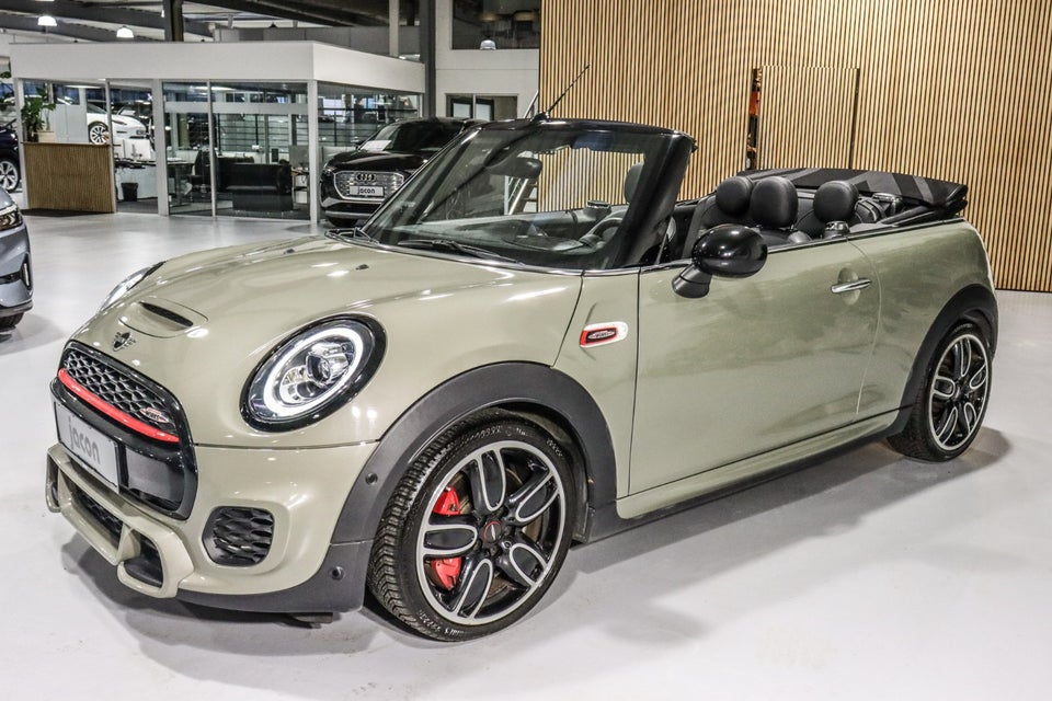 MINI Cooper S 2,0 JC Works Cabriolet aut. 2d