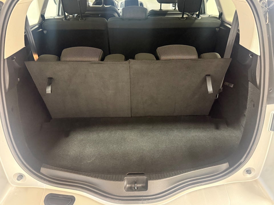 Renault Grand Scenic IV 1,5 dCi 110 Zen 7prs 5d