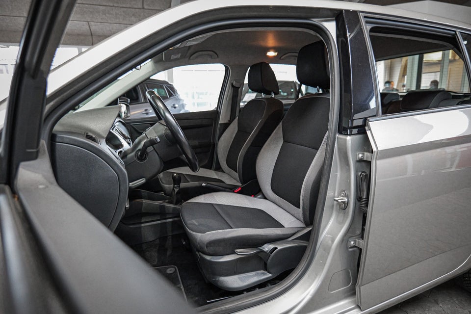 Skoda Fabia 1,2 TSi 110 Ambition 5d