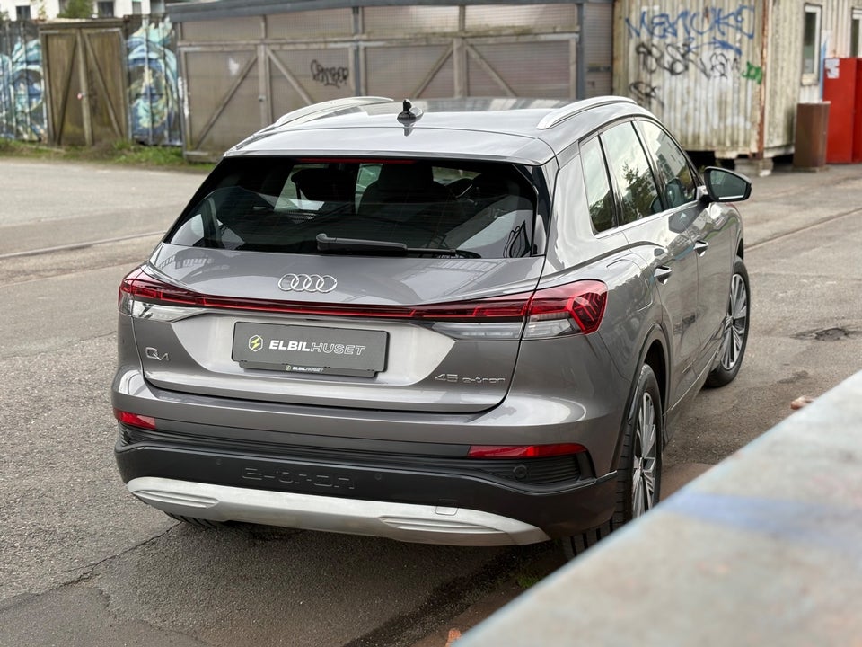 Audi Q4 e-tron 40 Advanced Sportback 5d