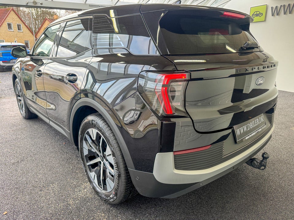 Ford Explorer 82 Select Extended Range 5d