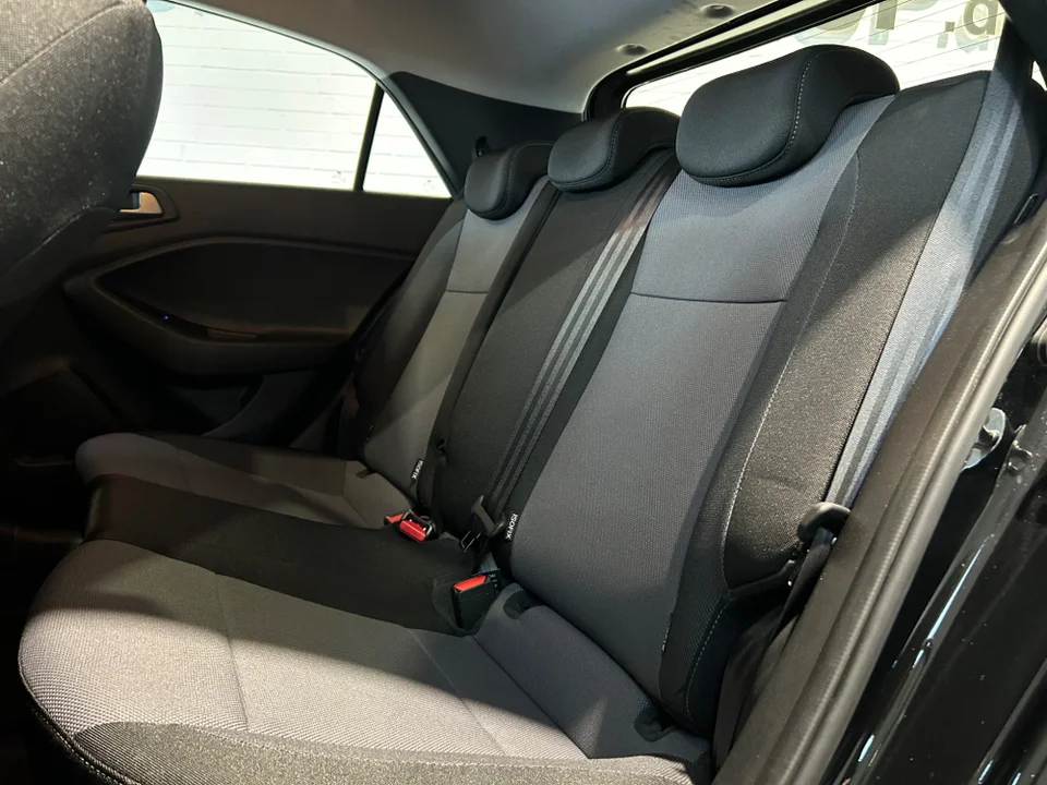 Hyundai i20 1,25 Trend 5d