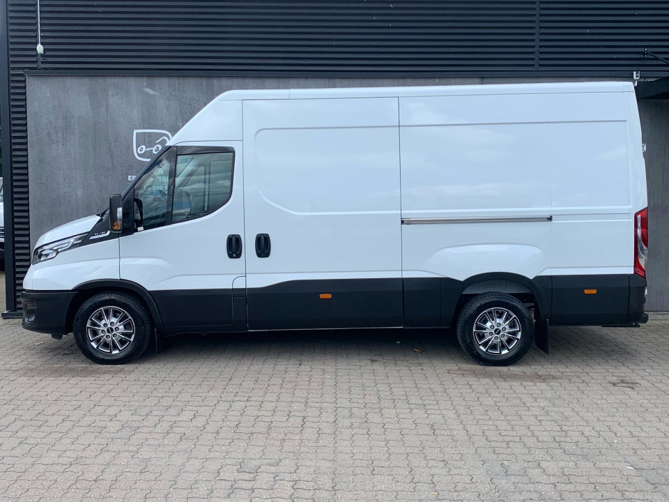 Iveco Daily 3,0 35S18 12m³ Van AG8