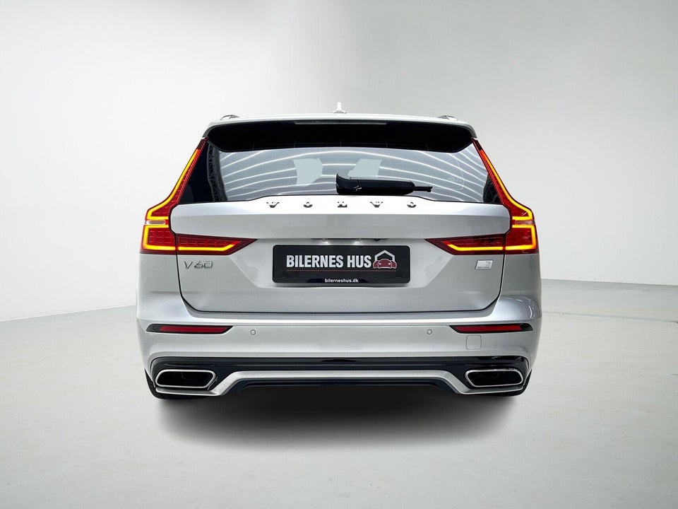 Volvo V60 2,0 T6 ReCharge R-Design aut. AWD 5d