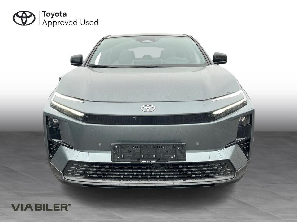 Toyota C-HR+ 77 Executive AWD 5d