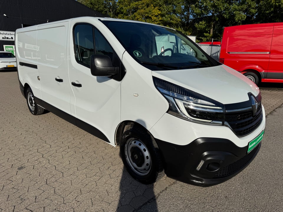 Renault Trafic T29 2,0 dCi 145 L2H1 EDC