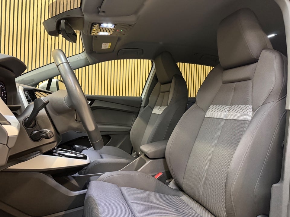 Audi Q4 e-tron 40 Attitude 5d