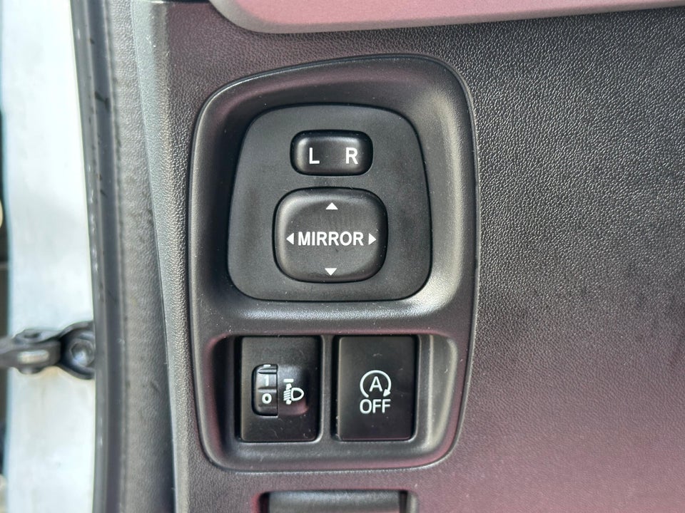 Toyota Aygo 1,0 VVT-i x-press 5d