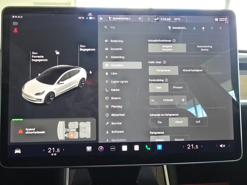 Tesla Model 3 Standard Range+ RWD 4d