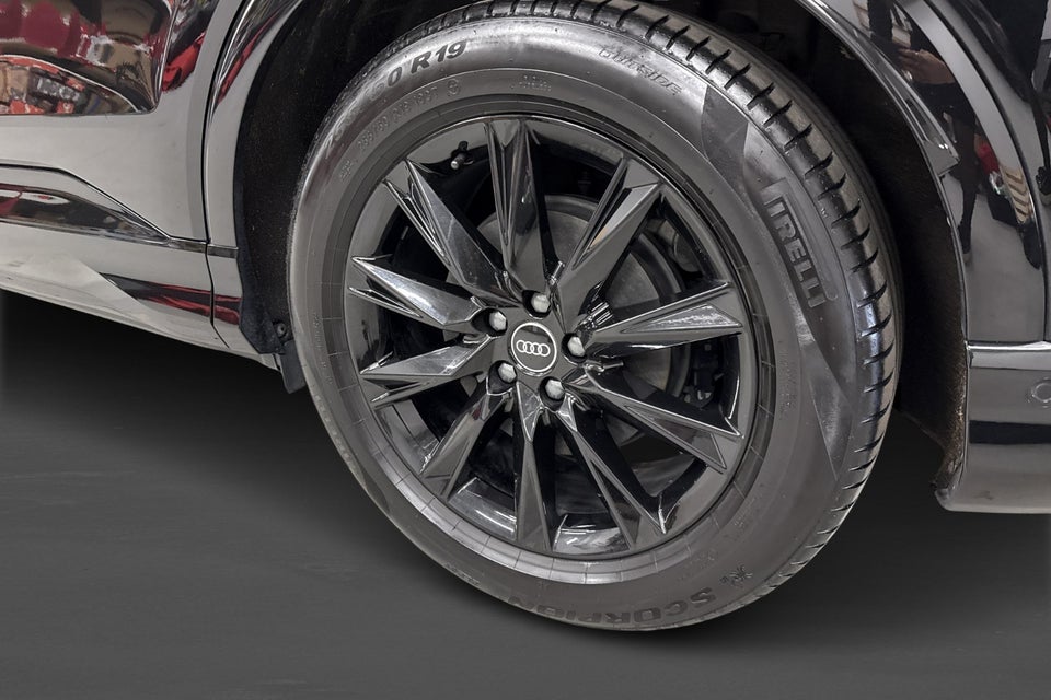 Audi Q4 e-tron 40 Attitude 5d