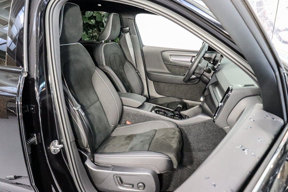 Volvo XC40 P6 ReCharge Plus 5d