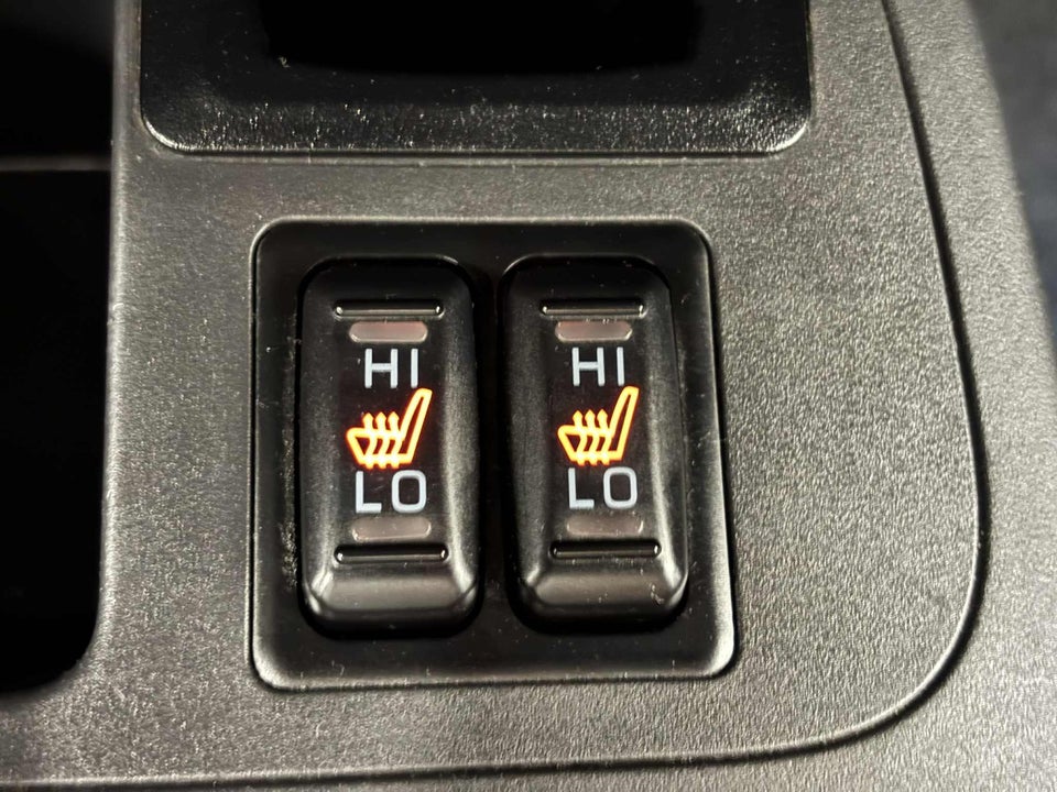 Mitsubishi Space Star 1,2 Black & White CVT 5d