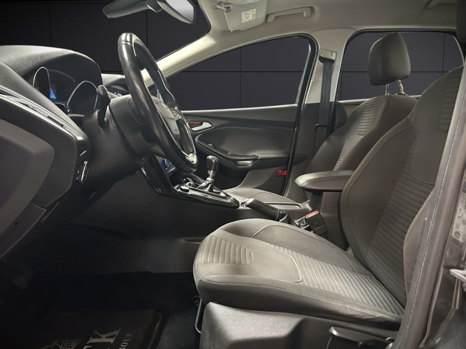 Ford Focus 1,0 SCTi 125 Titanium stc. 5d