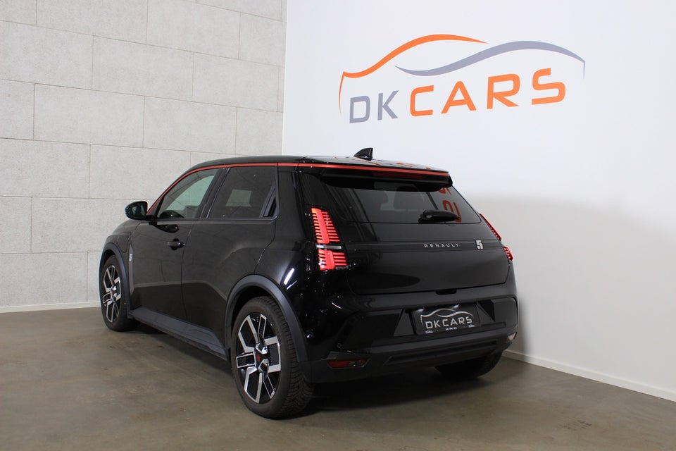 Renault 5 E-Tech 52 Techno 5d