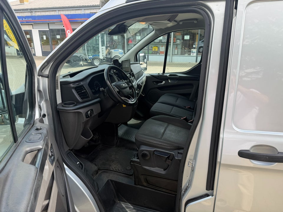 Ford Transit Custom 320 L2 2,0 TDCi 130 Trend