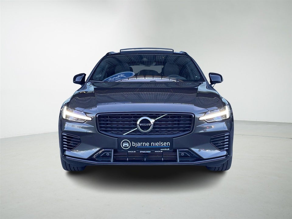 Volvo V60 2,0 T8 ReCharge R-Design aut. AWD 5d