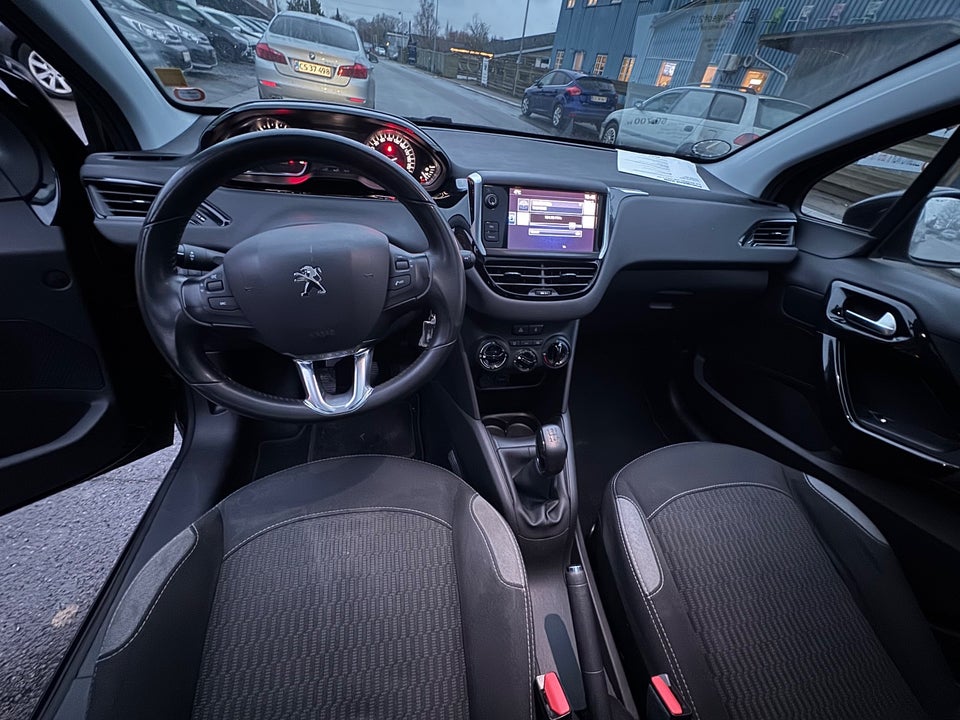 Peugeot 208 1,6 BlueHDi 100 Allure 5d