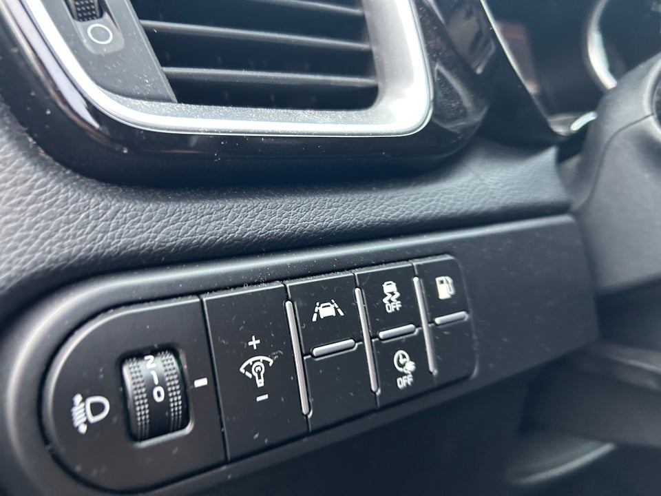 Kia XCeed 1,6 PHEV Prestige DCT 5d