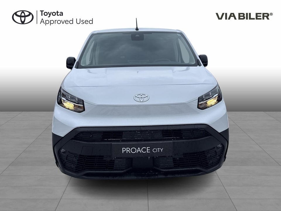 Toyota ProAce City 1,5 D 102 Medium Comfort Master