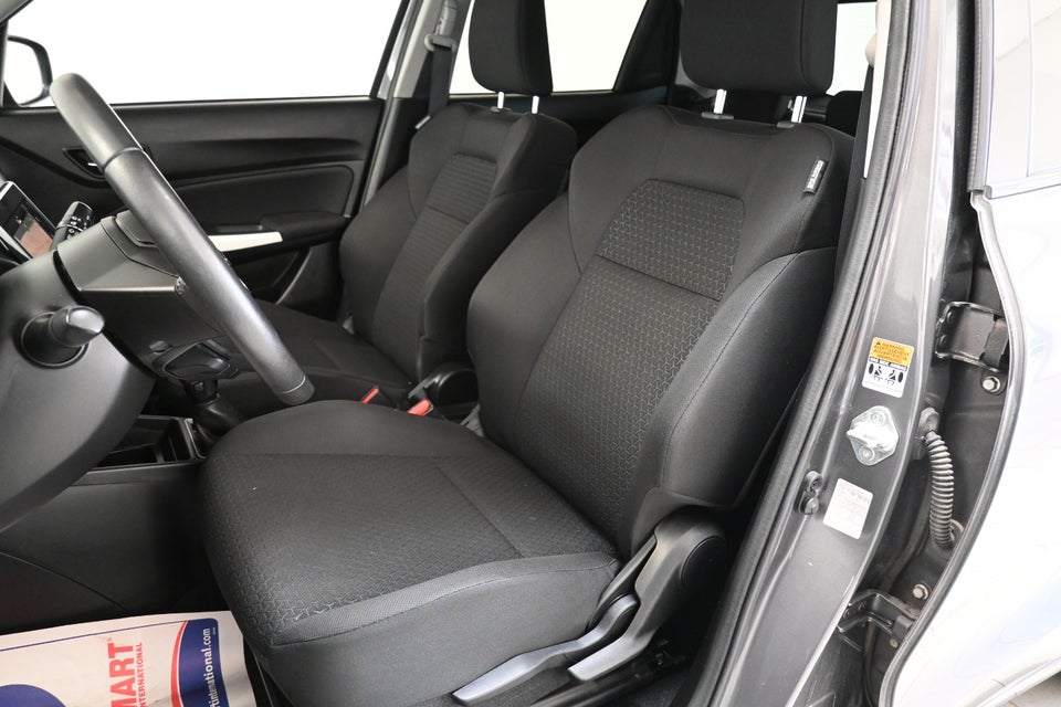 Suzuki Swift 1,2 Dualjet Exclusive CVT 5d