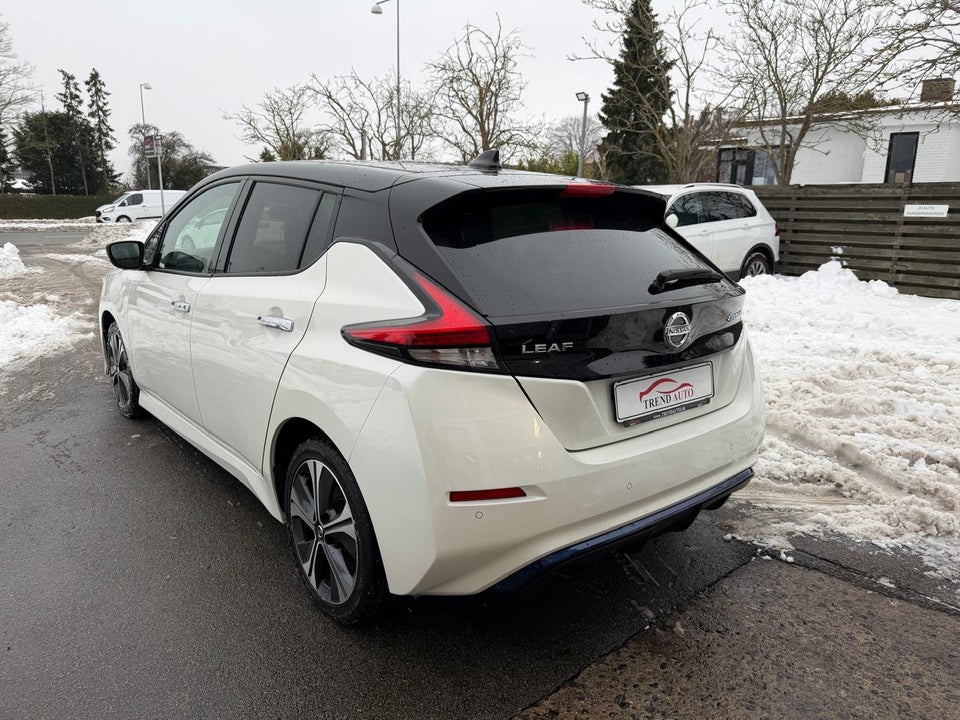 Nissan Leaf 40 N-Connecta 5d