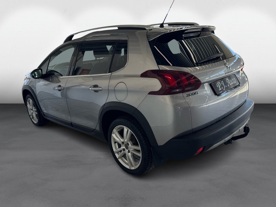 Peugeot 2008 1,2 e-THP 110 Active 5d
