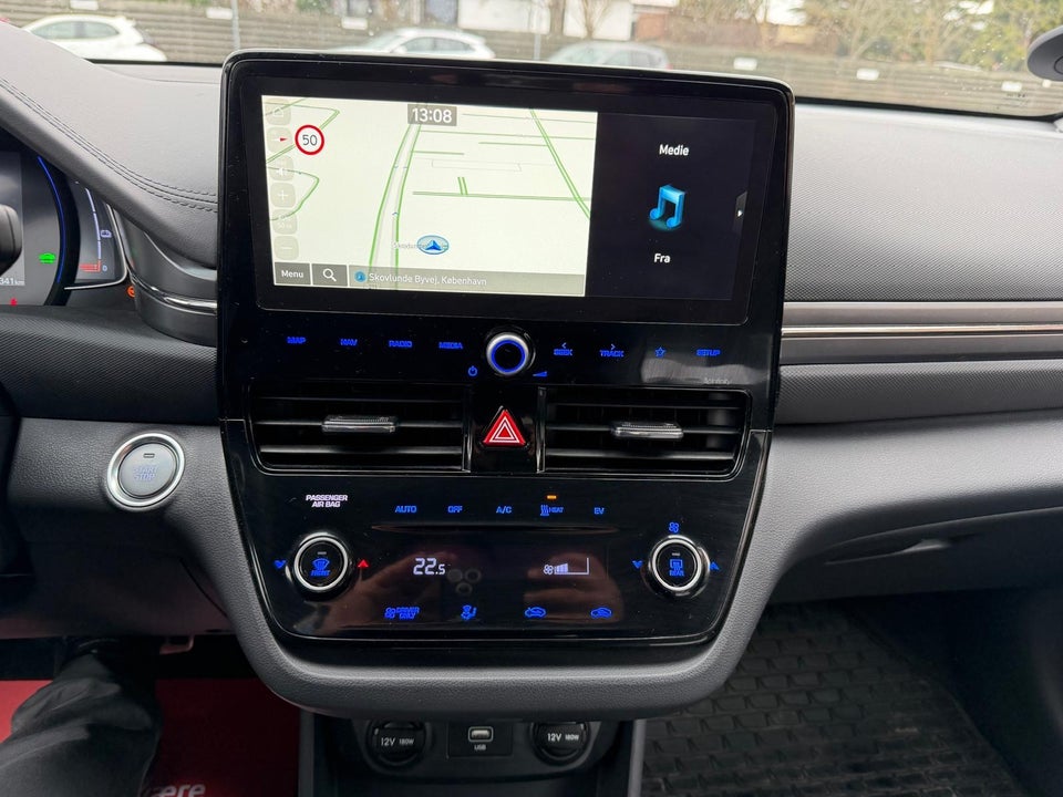 Hyundai Ioniq 40 EV Premium 5d